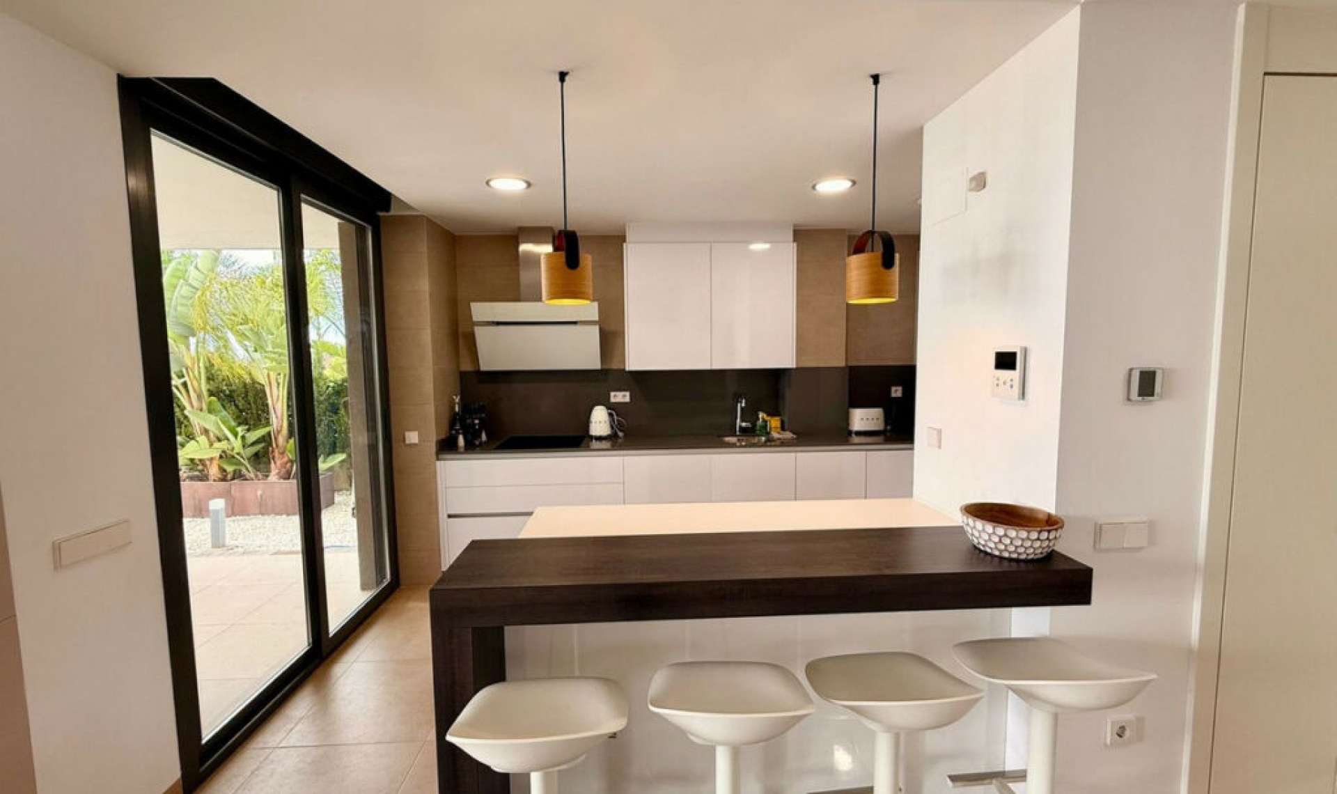 Resale - House -
Manilva