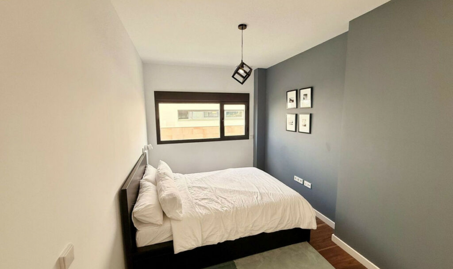 Resale - House -
Manilva