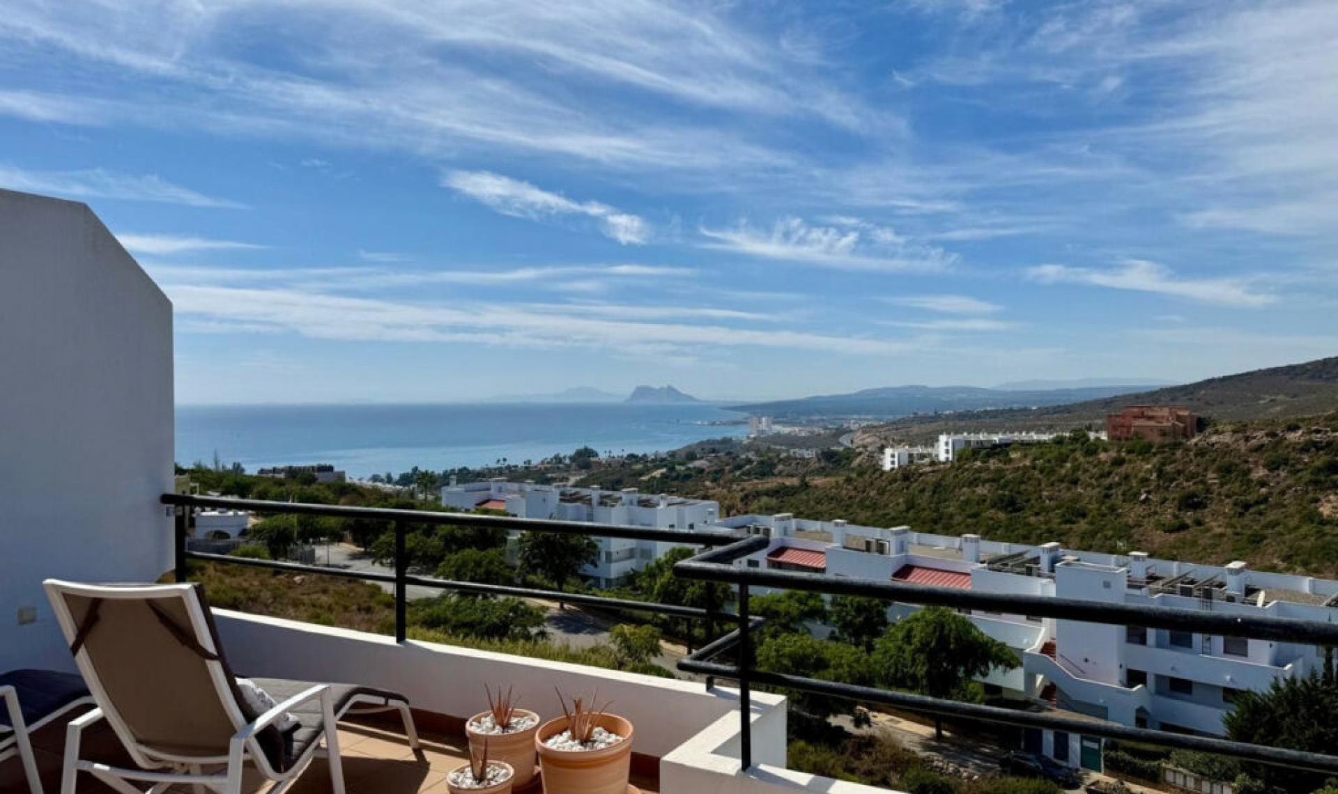 Resale - House -
Manilva