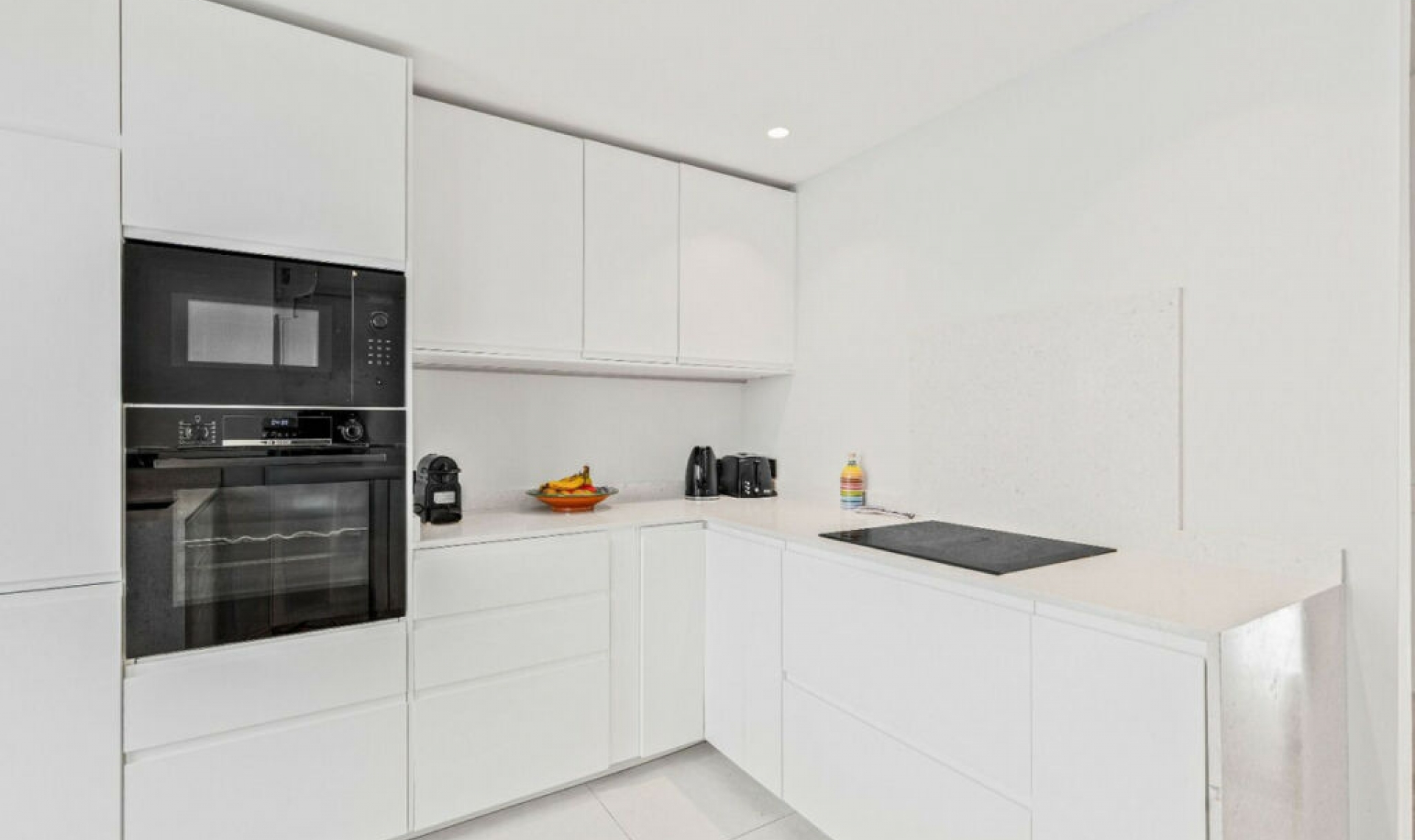 Resale - House -
Manilva