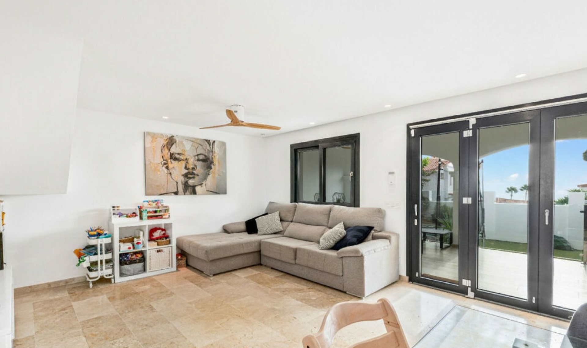 Resale - House -
Manilva