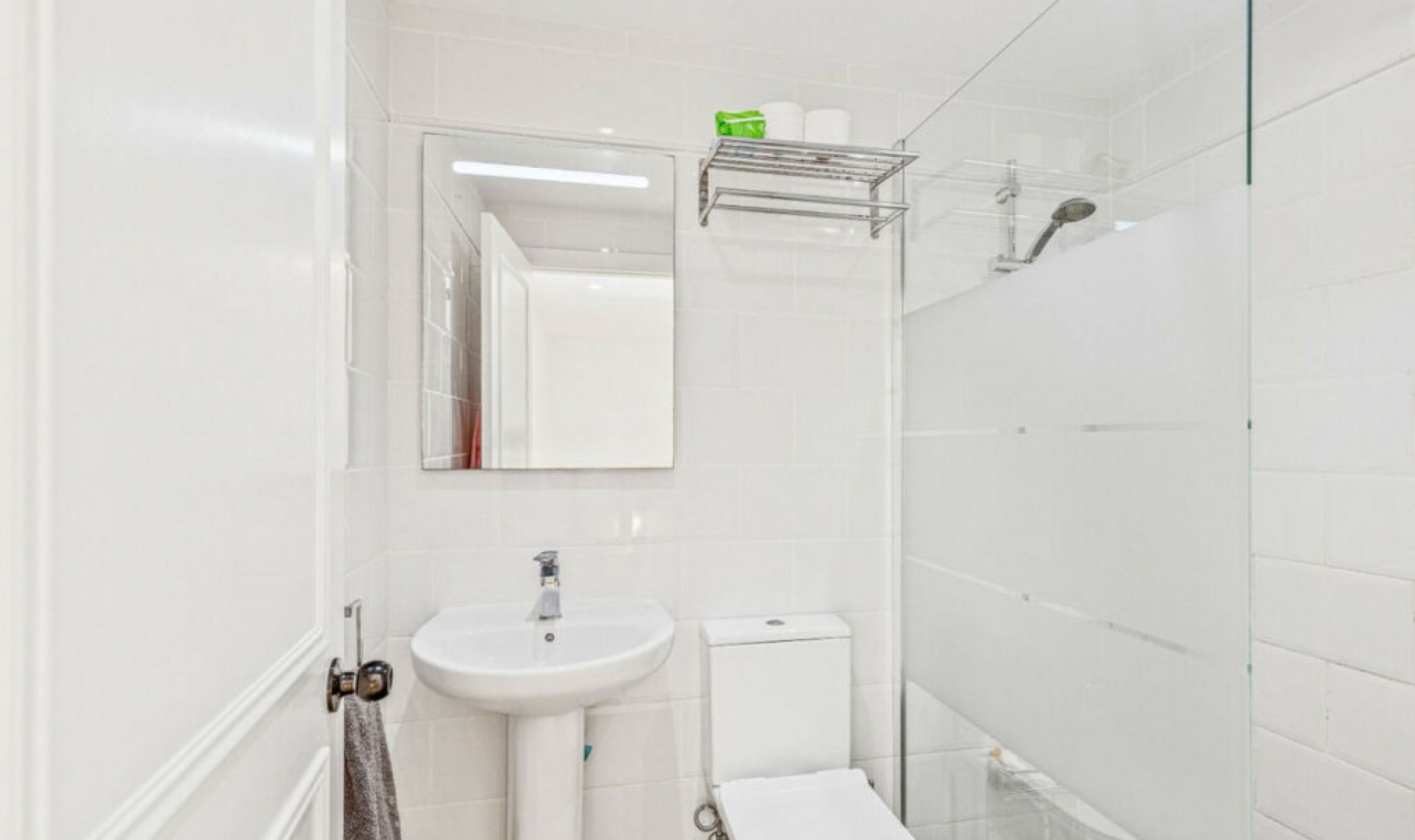 Resale - House -
Manilva