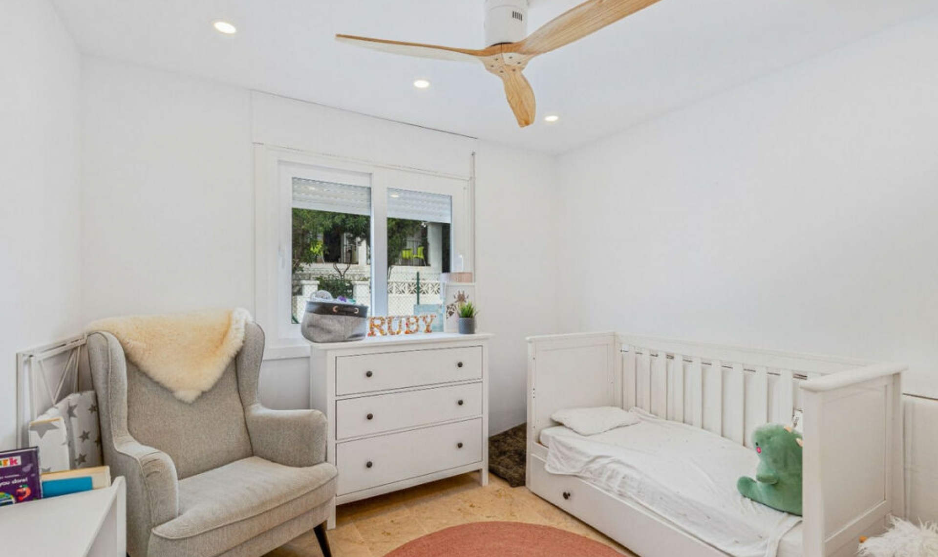 Resale - House -
Manilva