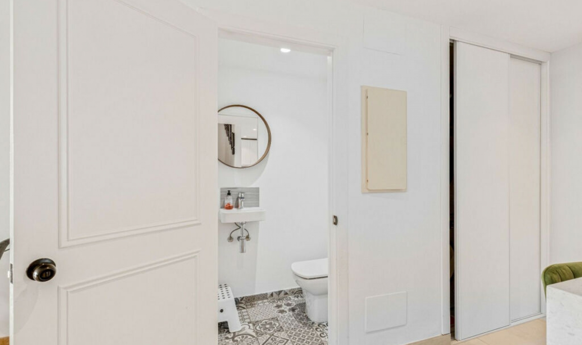 Resale - House -
Manilva