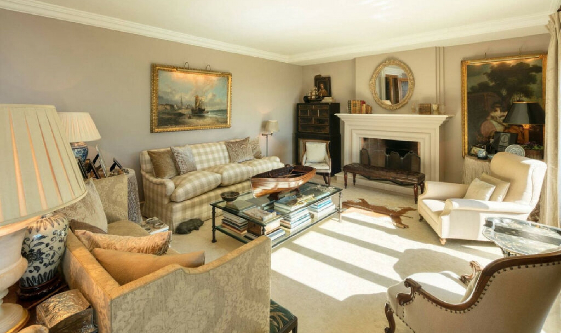 Resale - House -
Marbella