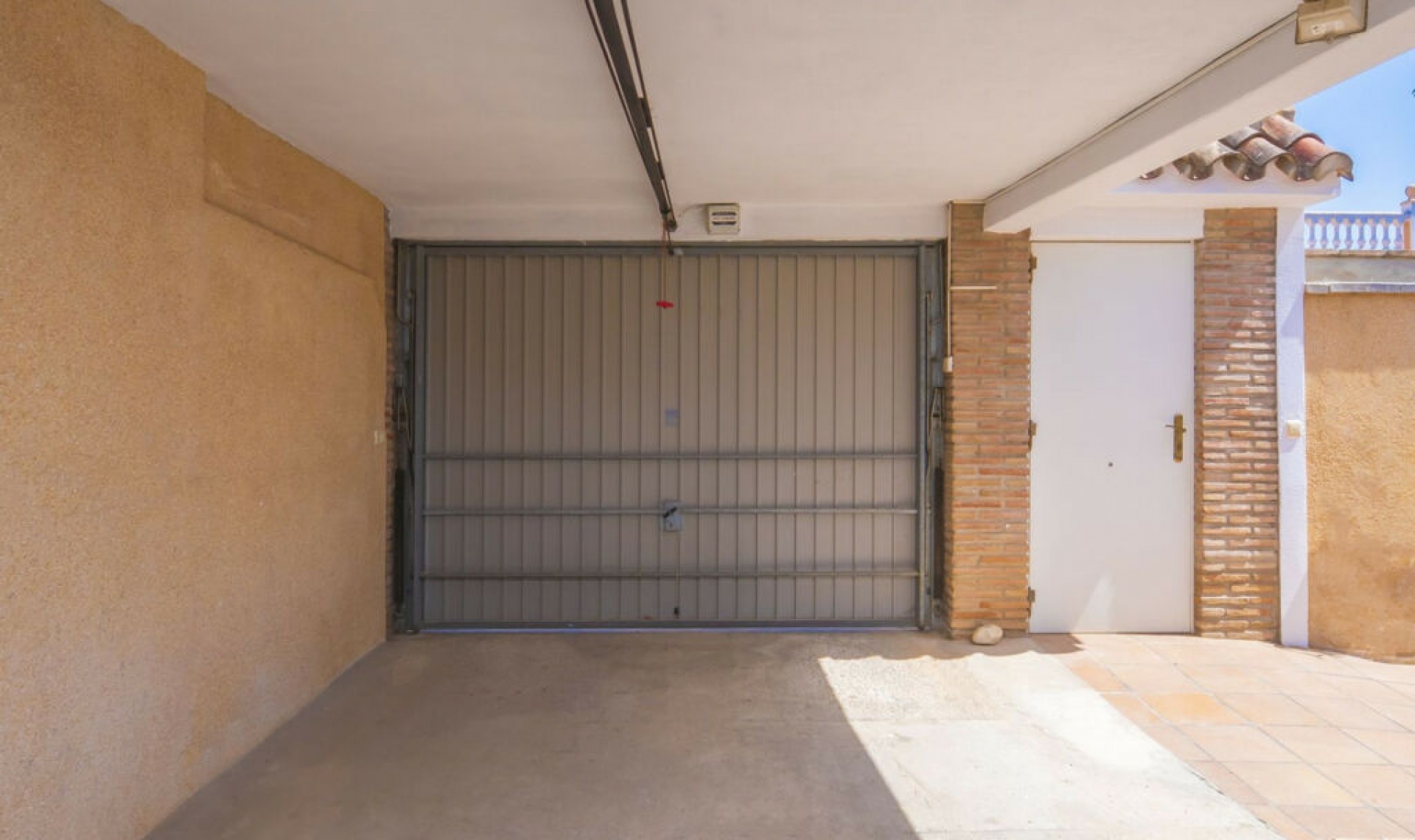 Resale - House -
Marbella