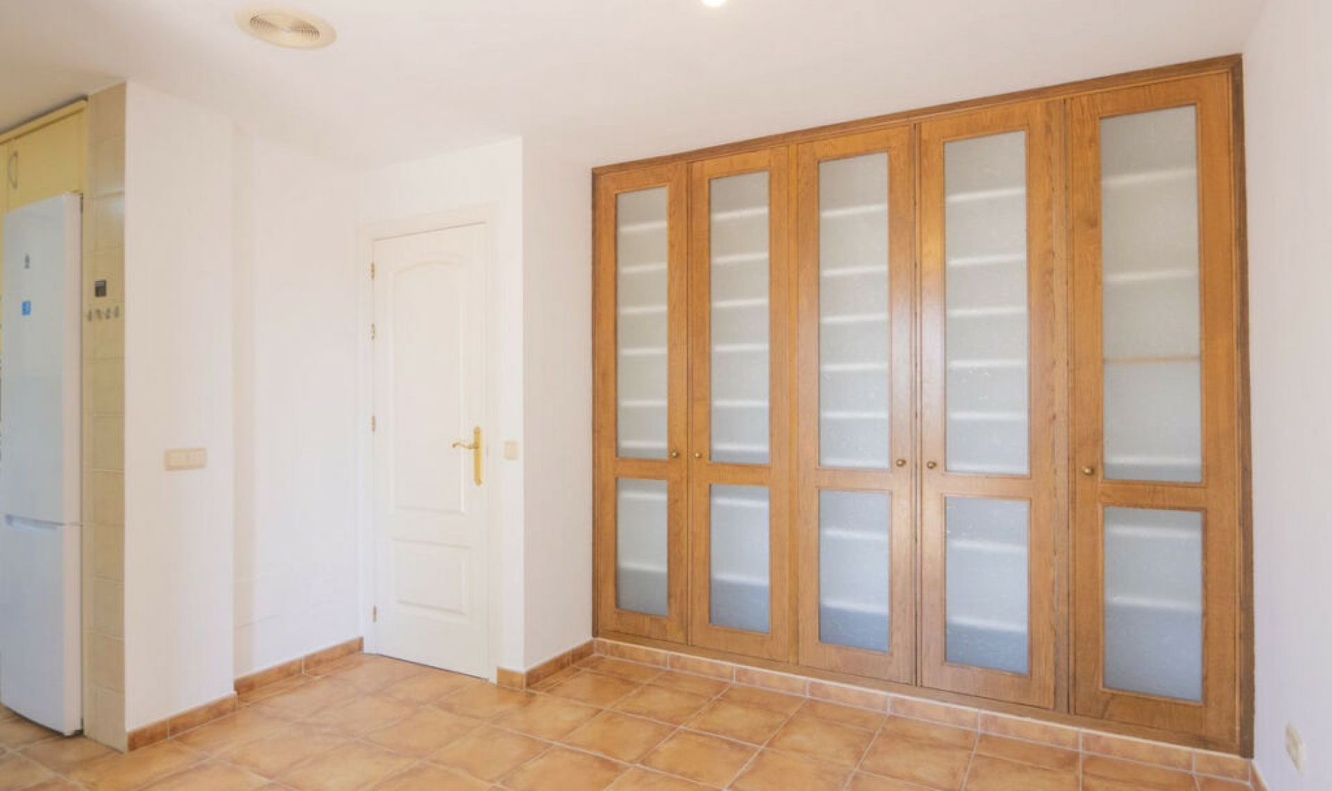 Resale - House -
Marbella