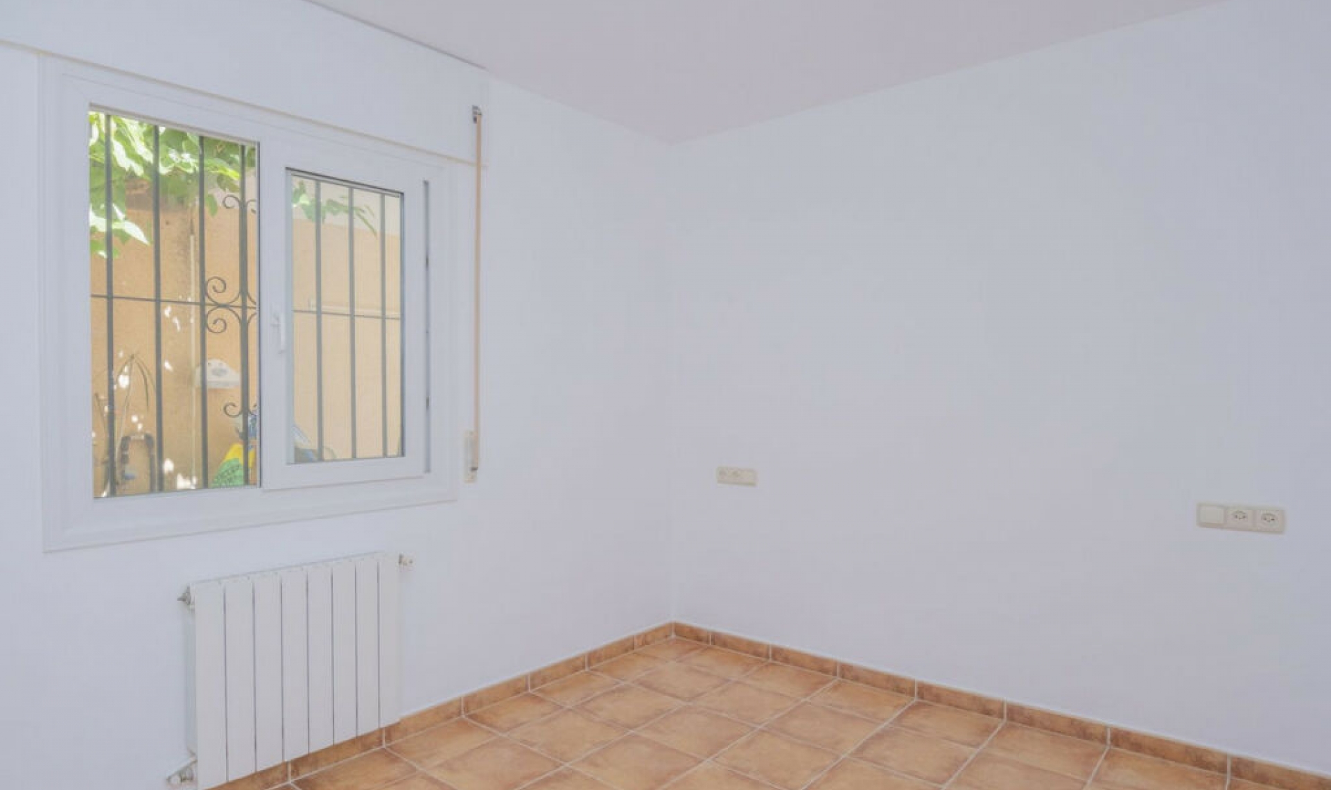 Resale - House -
Marbella