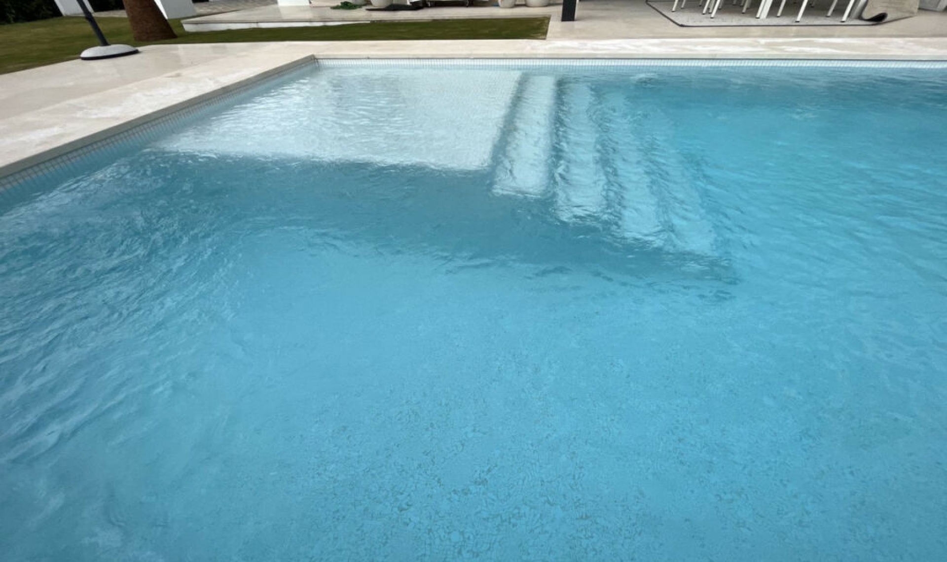 Resale - House -
Marbella