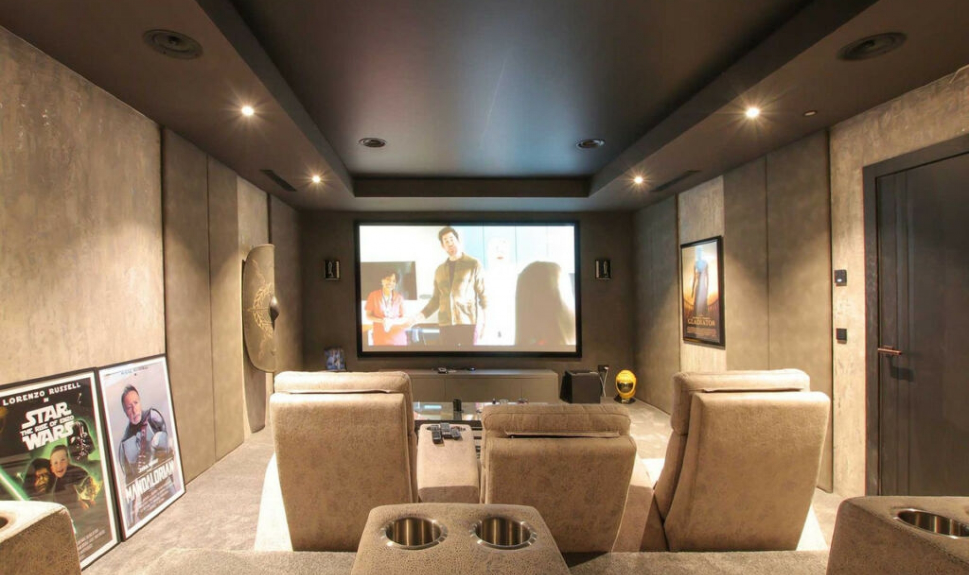 Resale - House -
Marbella