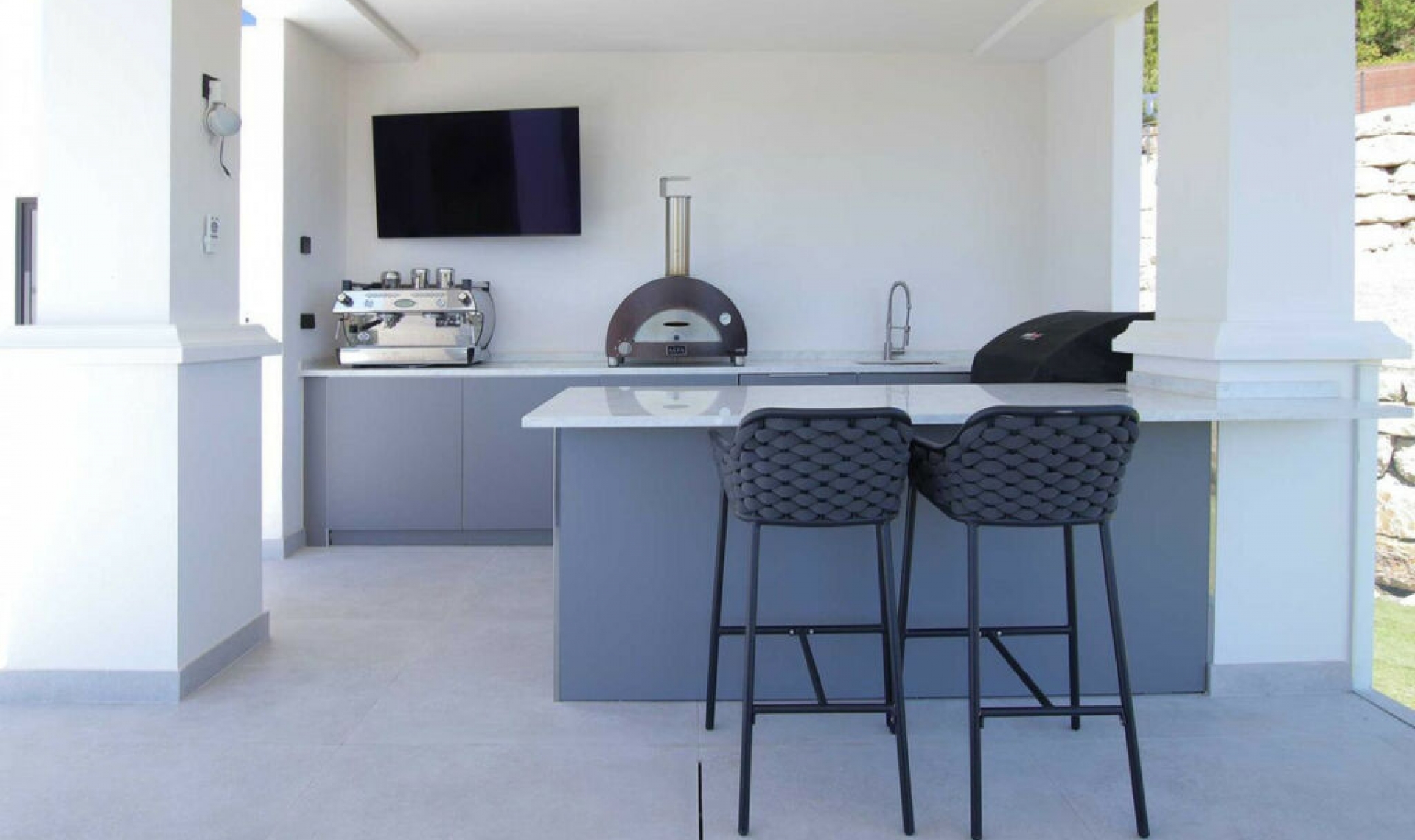 Resale - House -
Marbella