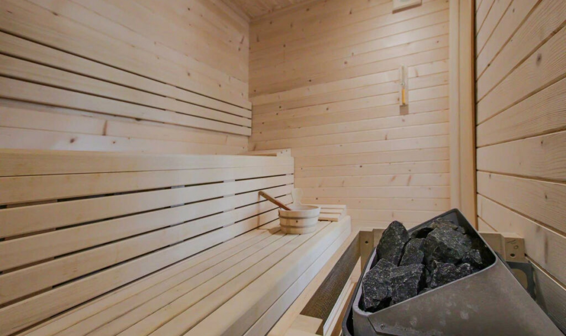 Resale - House -
Marbella