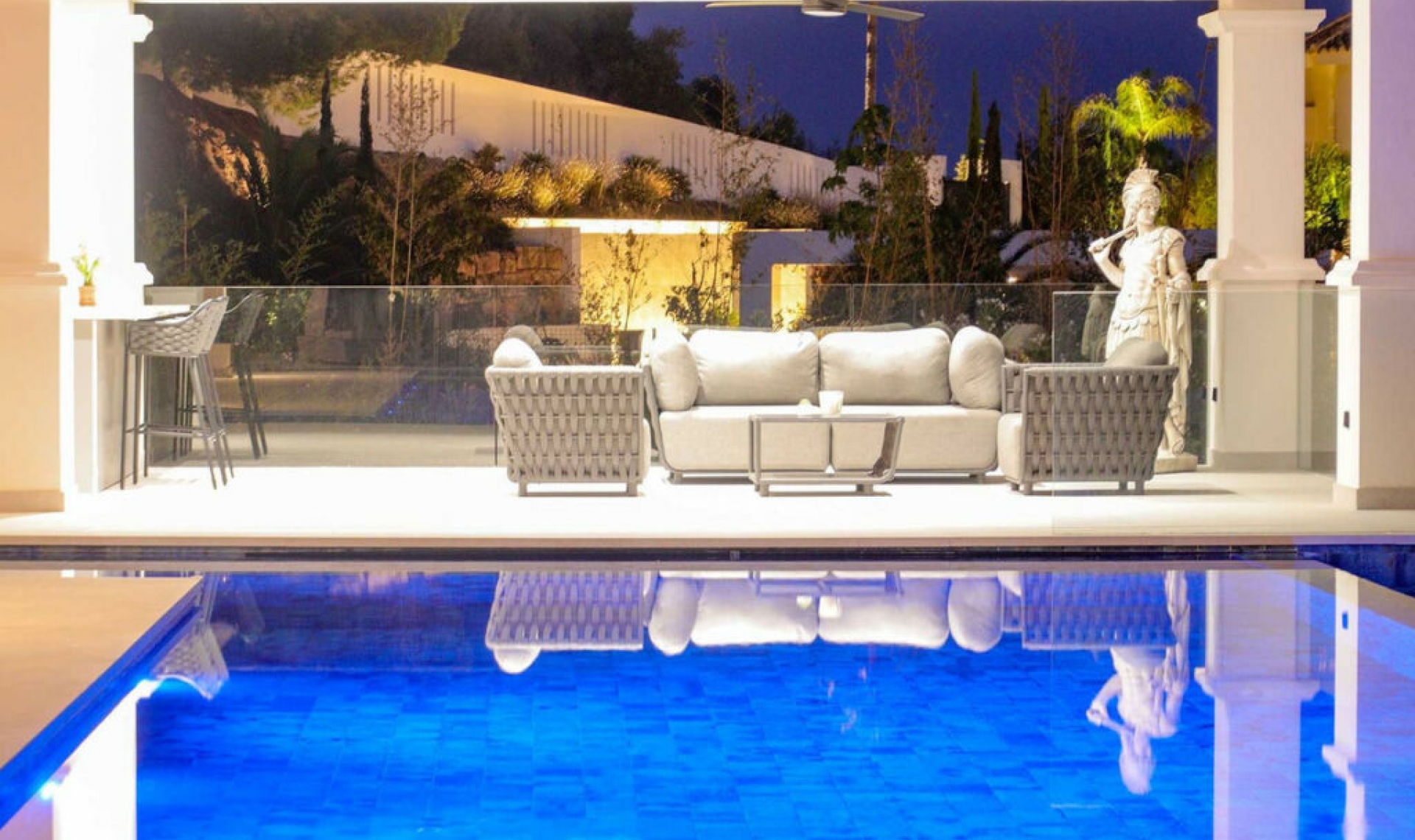 Resale - House -
Marbella