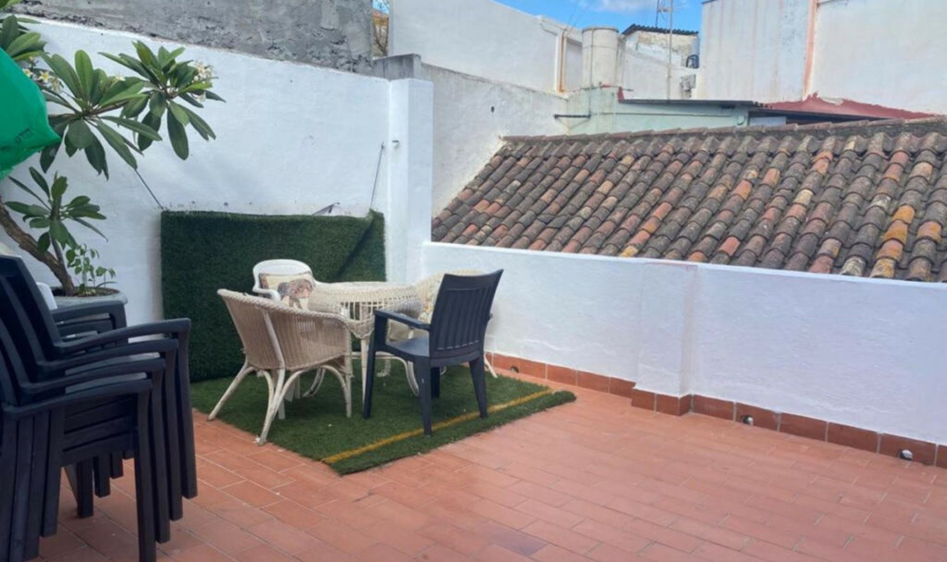 Resale - House -
Marbella