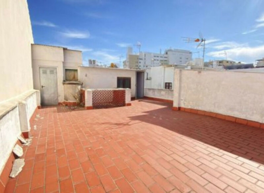 Resale - House -
Marbella