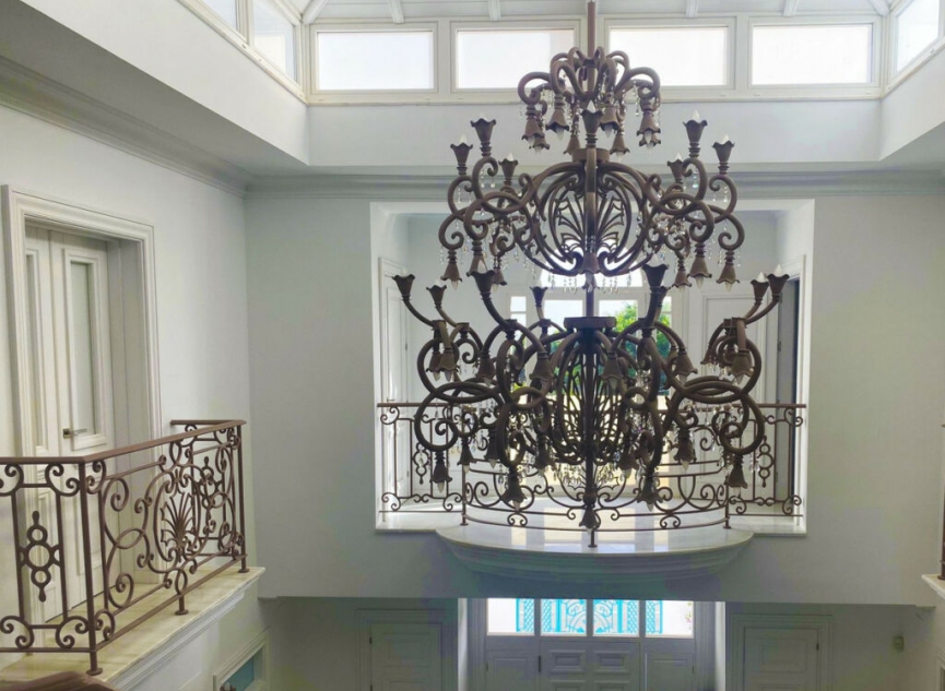 Resale - House -
Marbella