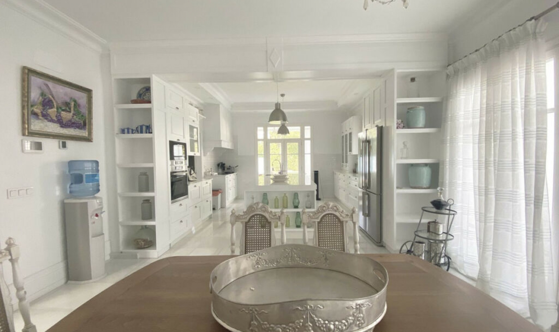 Resale - House -
Marbella