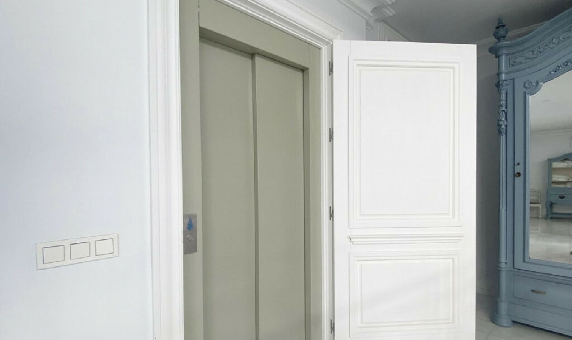 Resale - House -
Marbella