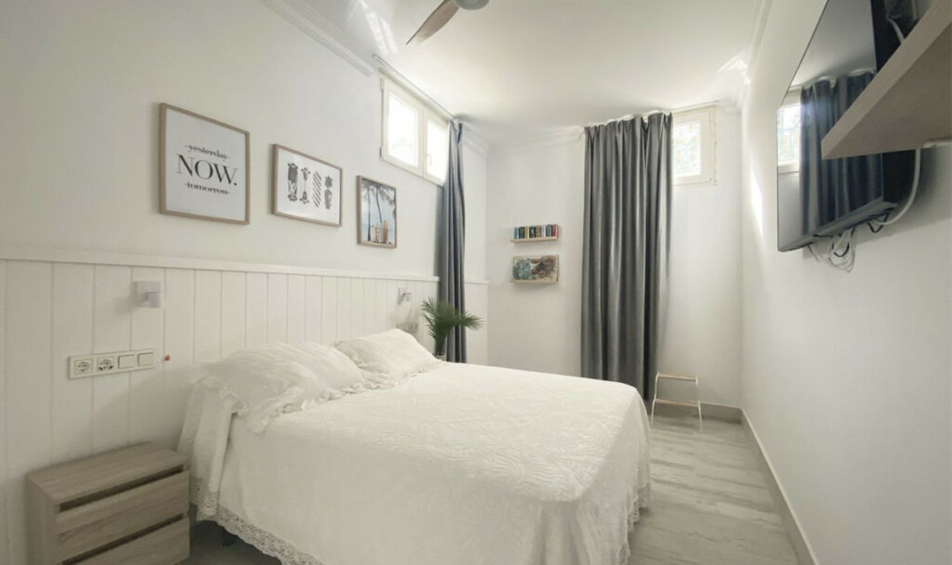 Resale - House -
Marbella