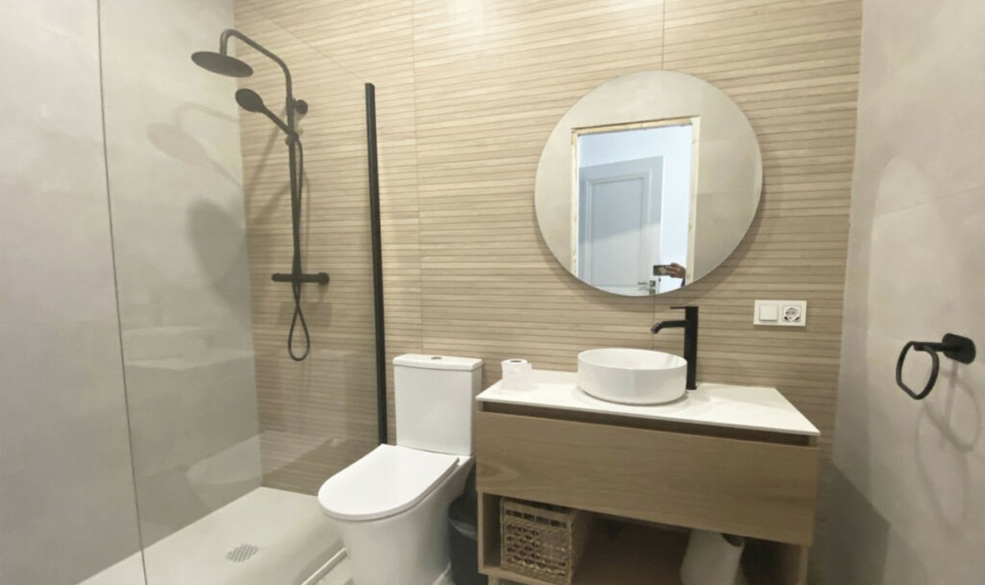 Resale - House -
Marbella