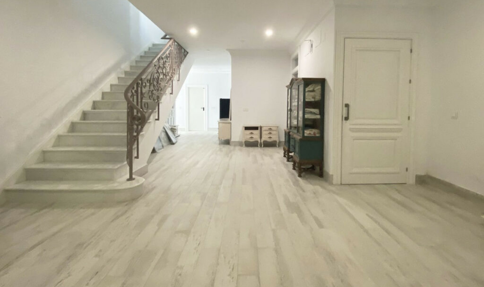 Resale - House -
Marbella