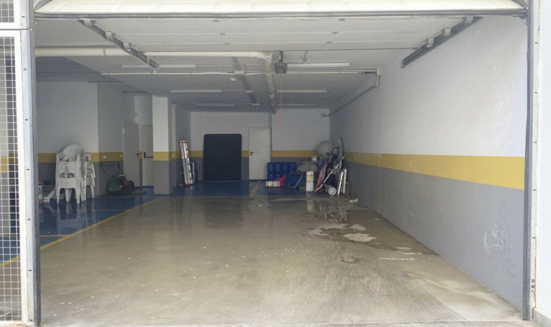 Resale - House -
Marbella