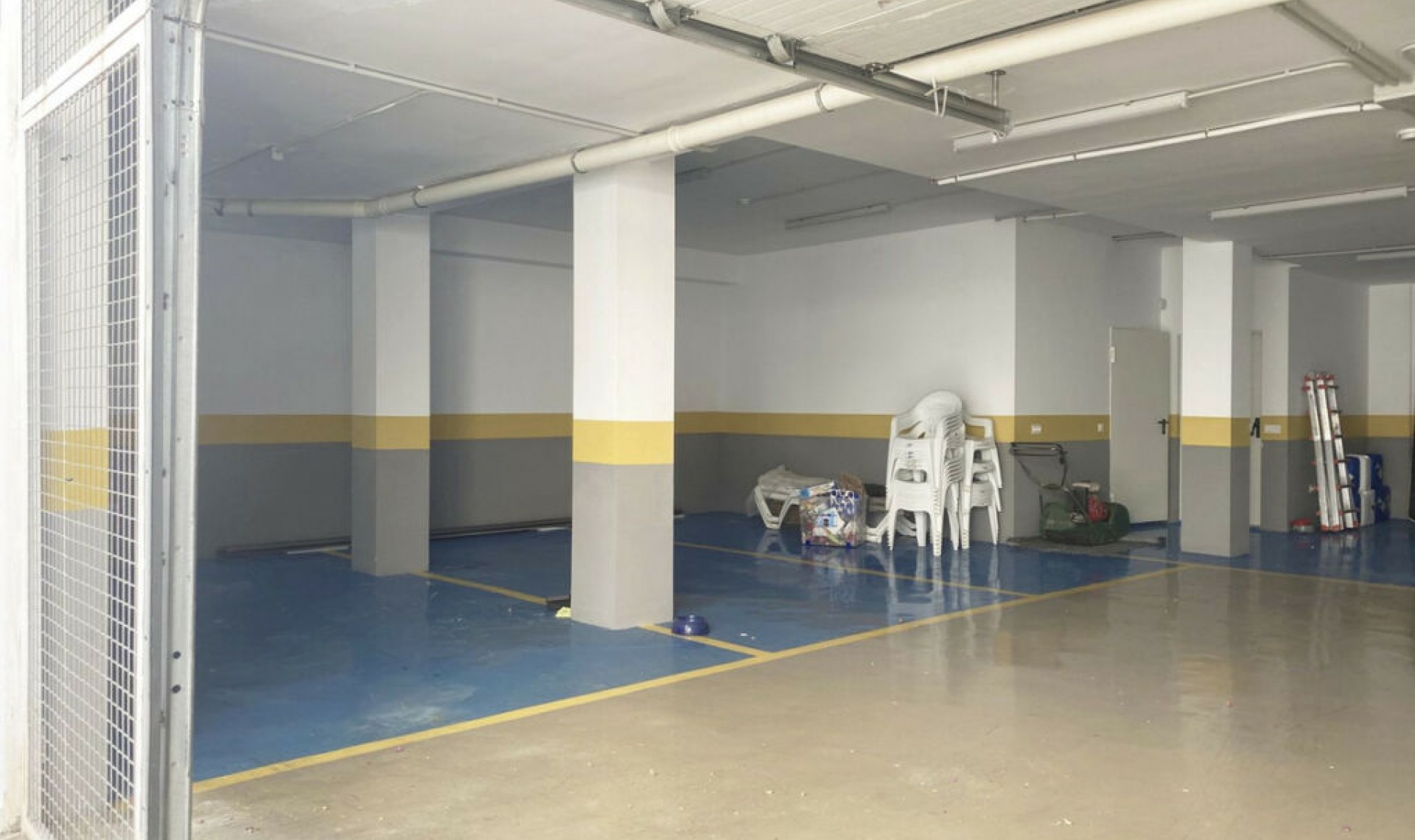 Resale - House -
Marbella