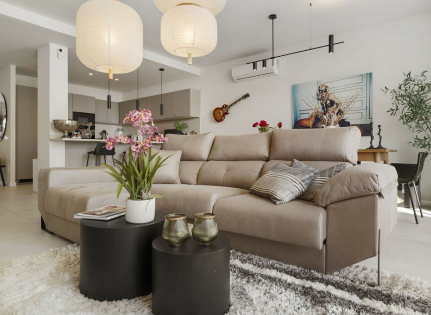 Resale - House -
Marbella