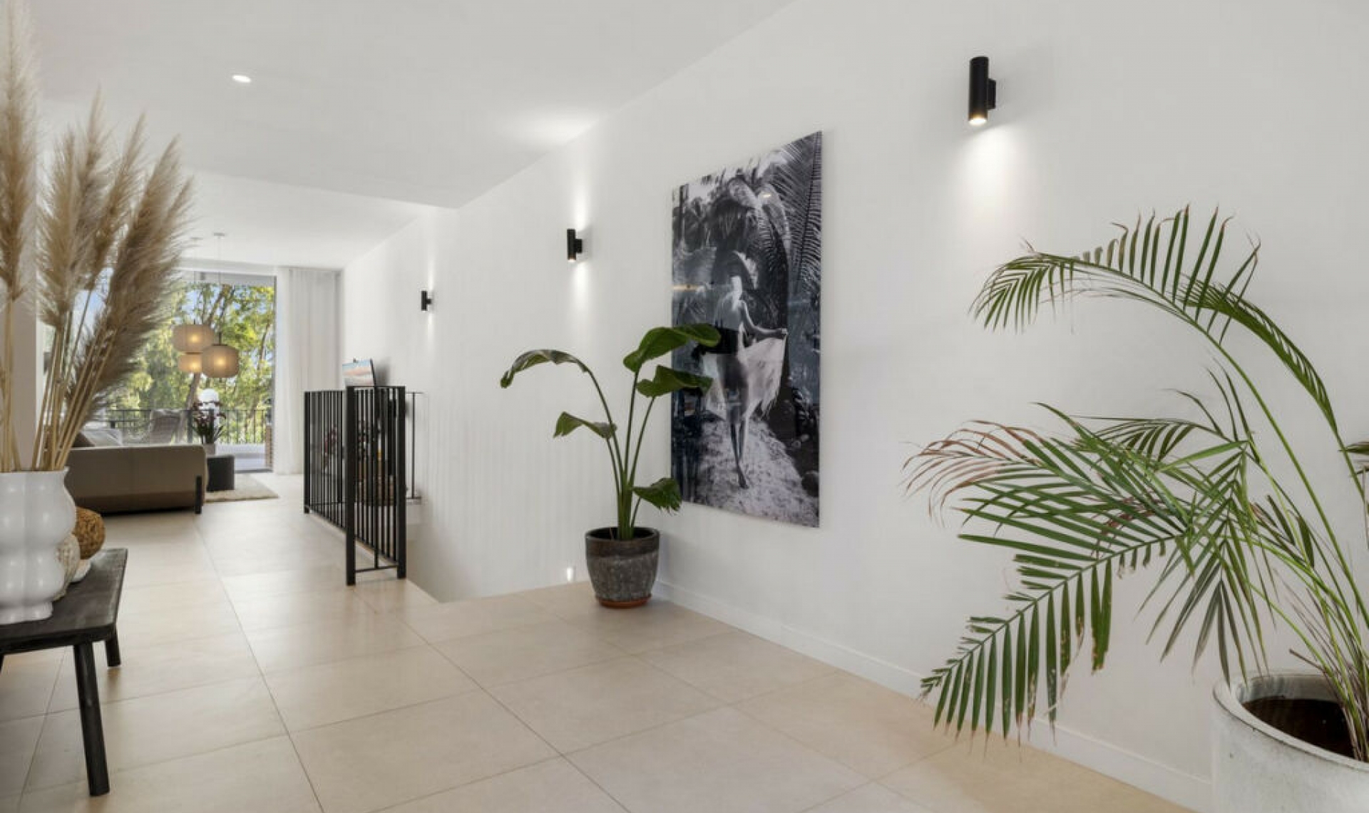 Resale - House -
Marbella