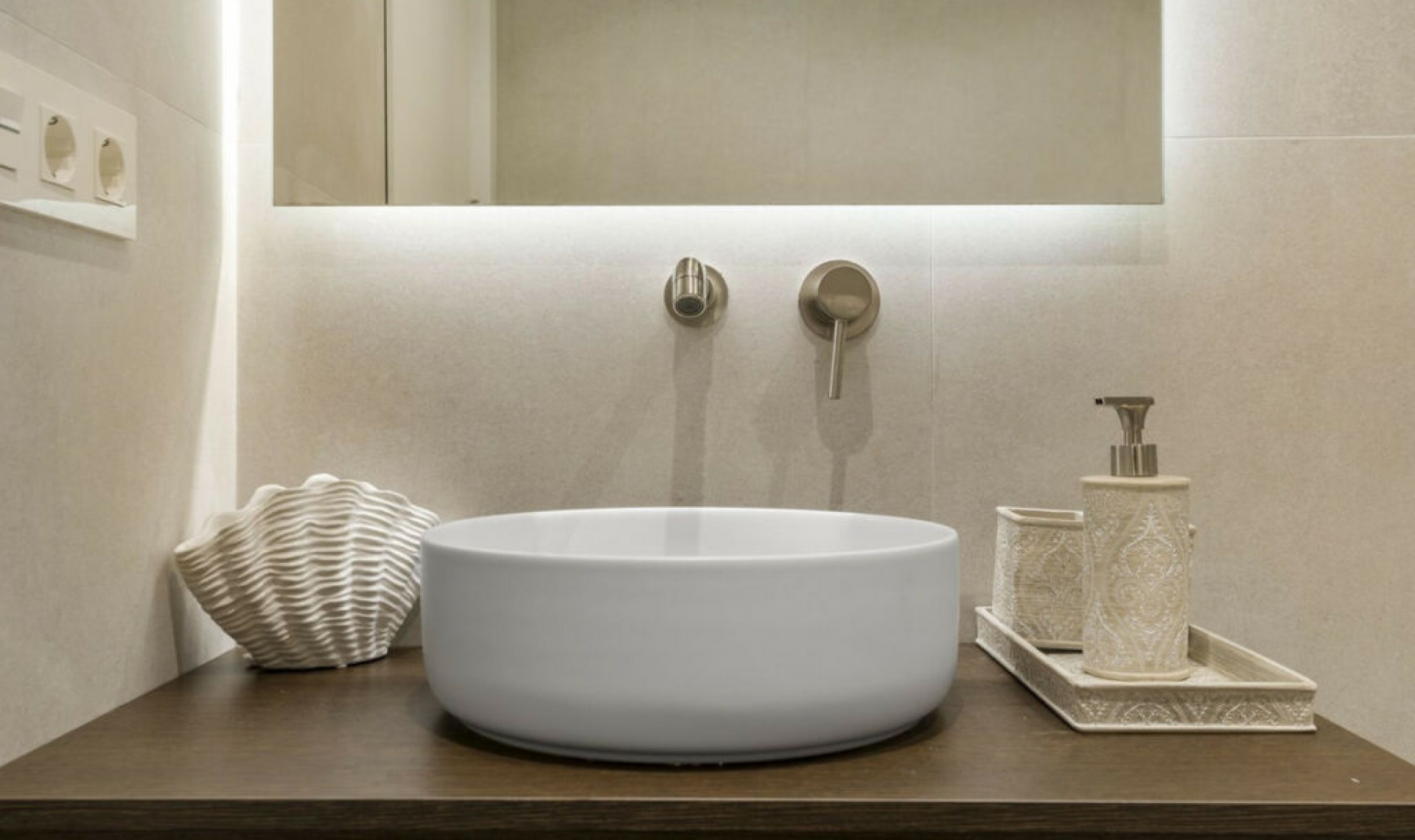 Resale - House -
Marbella