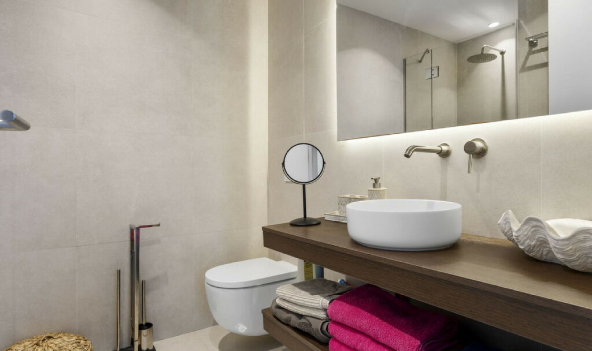 Resale - House -
Marbella