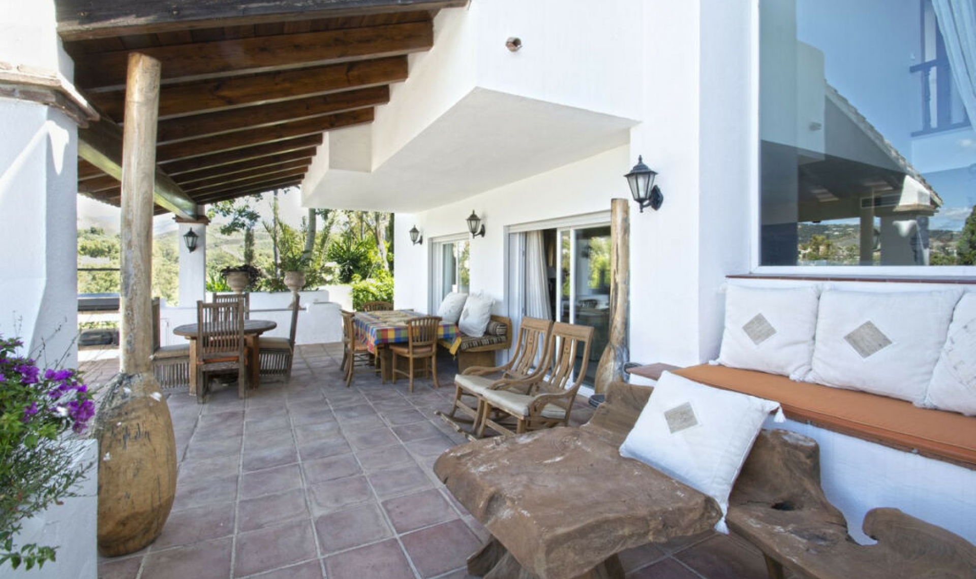 Resale - House -
Marbella