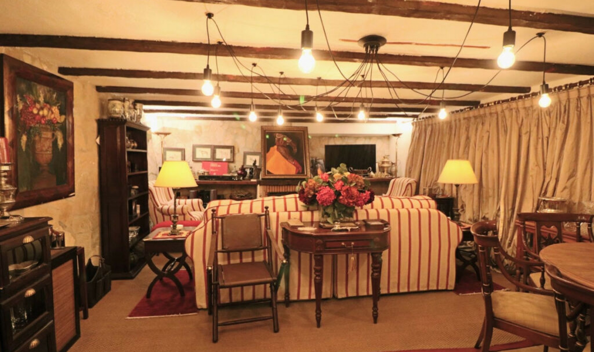 Resale - House -
Marbella