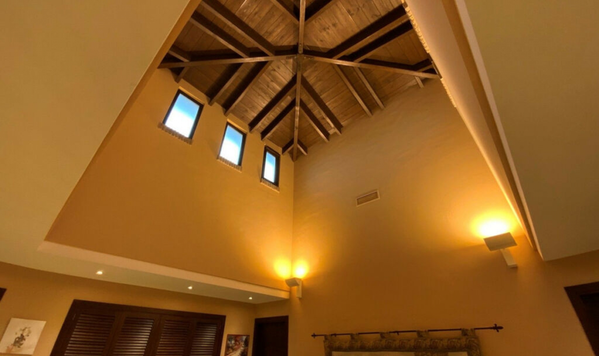 Resale - House -
Marbella