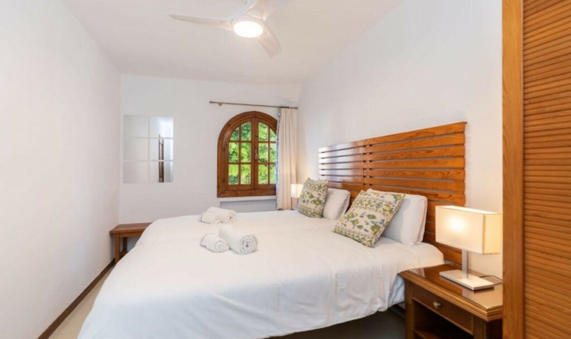 Resale - House -
Marbella