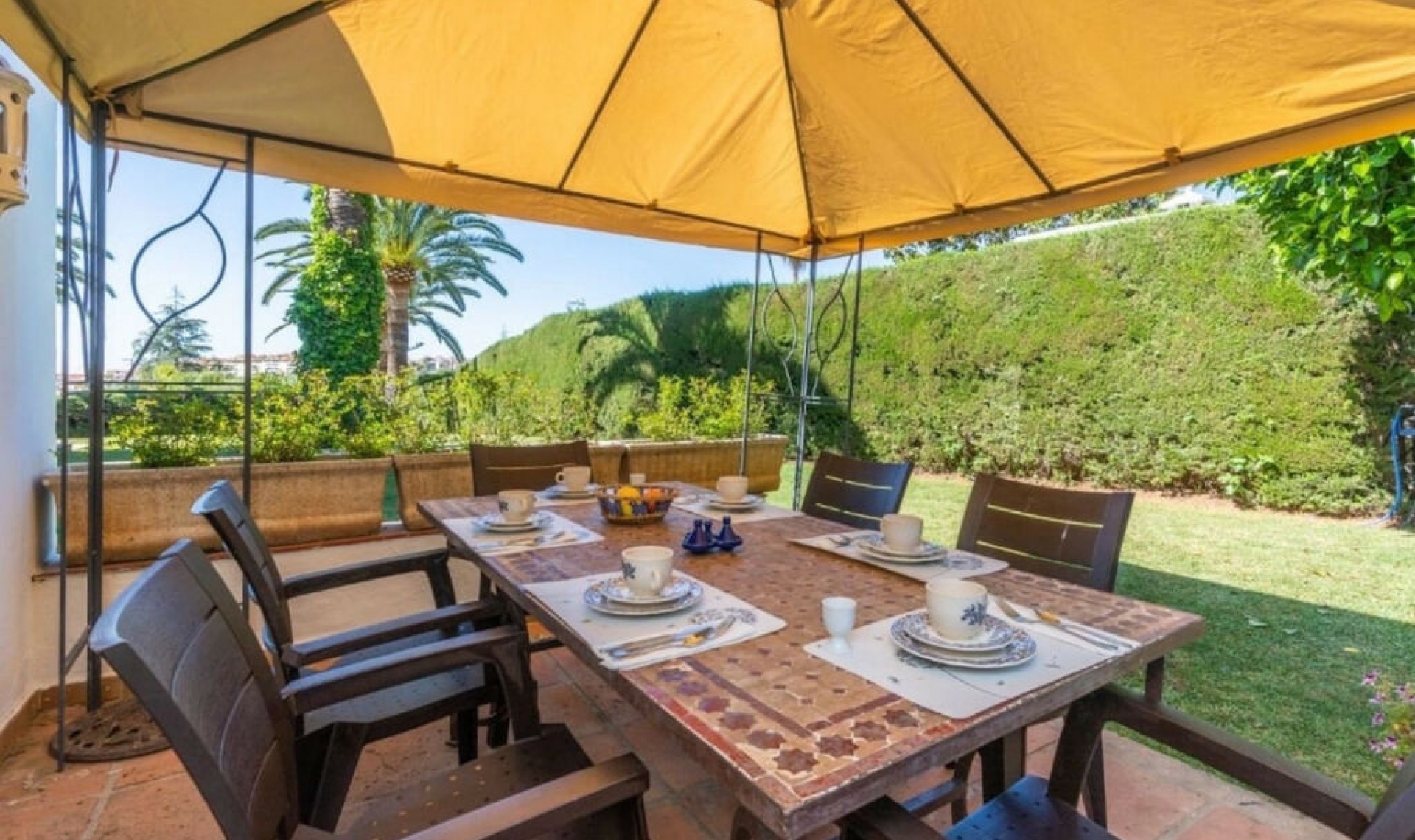 Resale - House -
Marbella