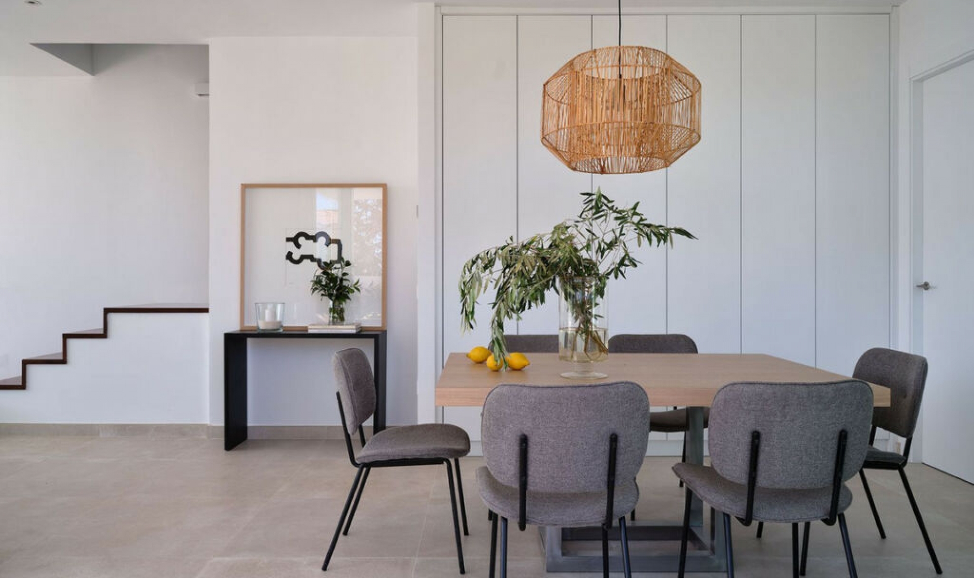 Resale - House -
Marbella