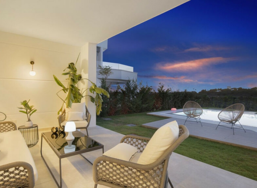 Resale - House -
Marbella