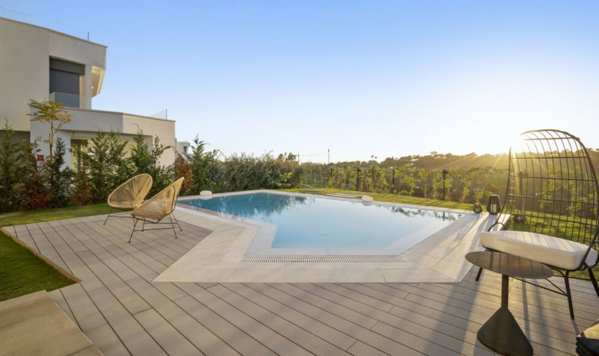 Resale - House -
Marbella