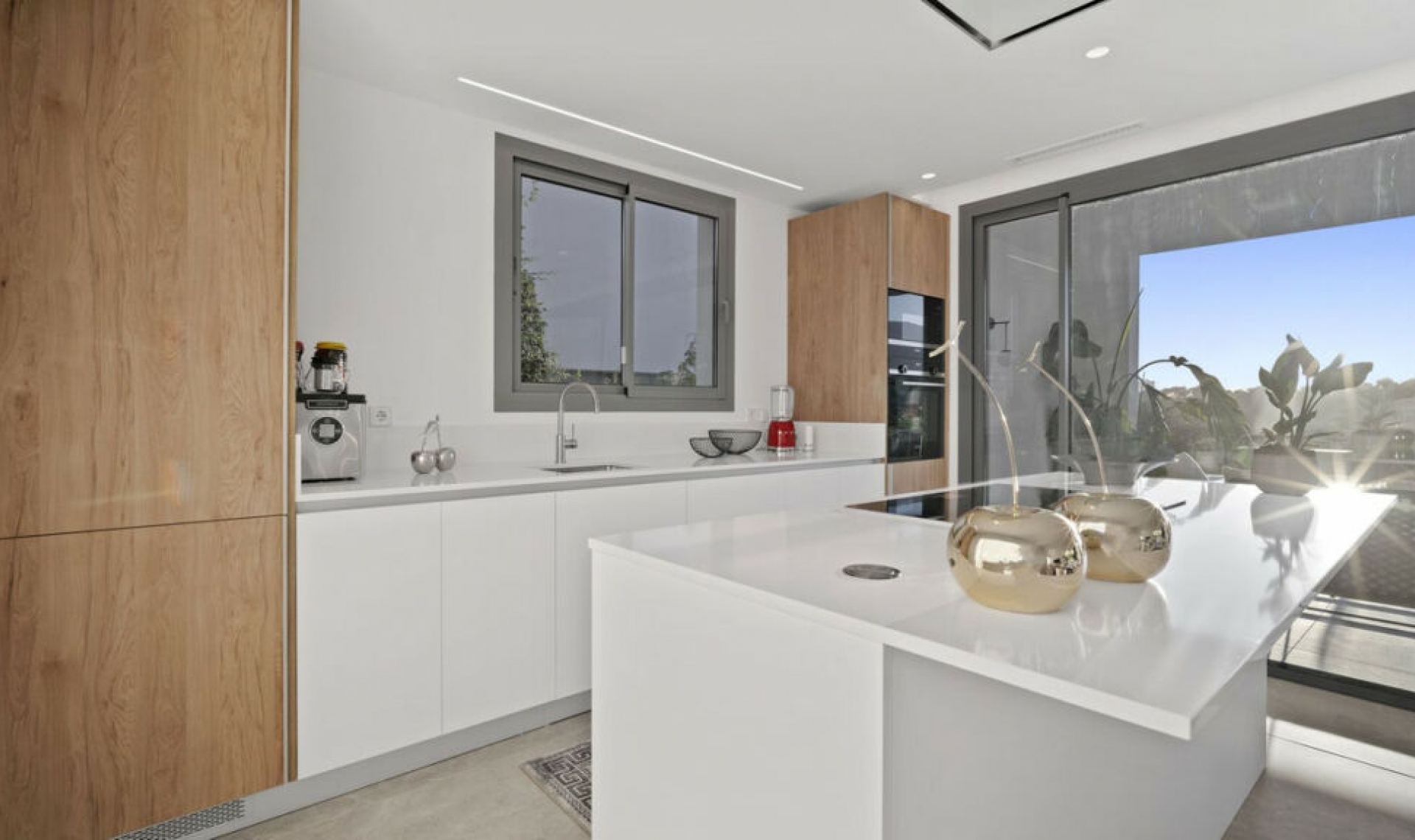 Resale - House -
Marbella