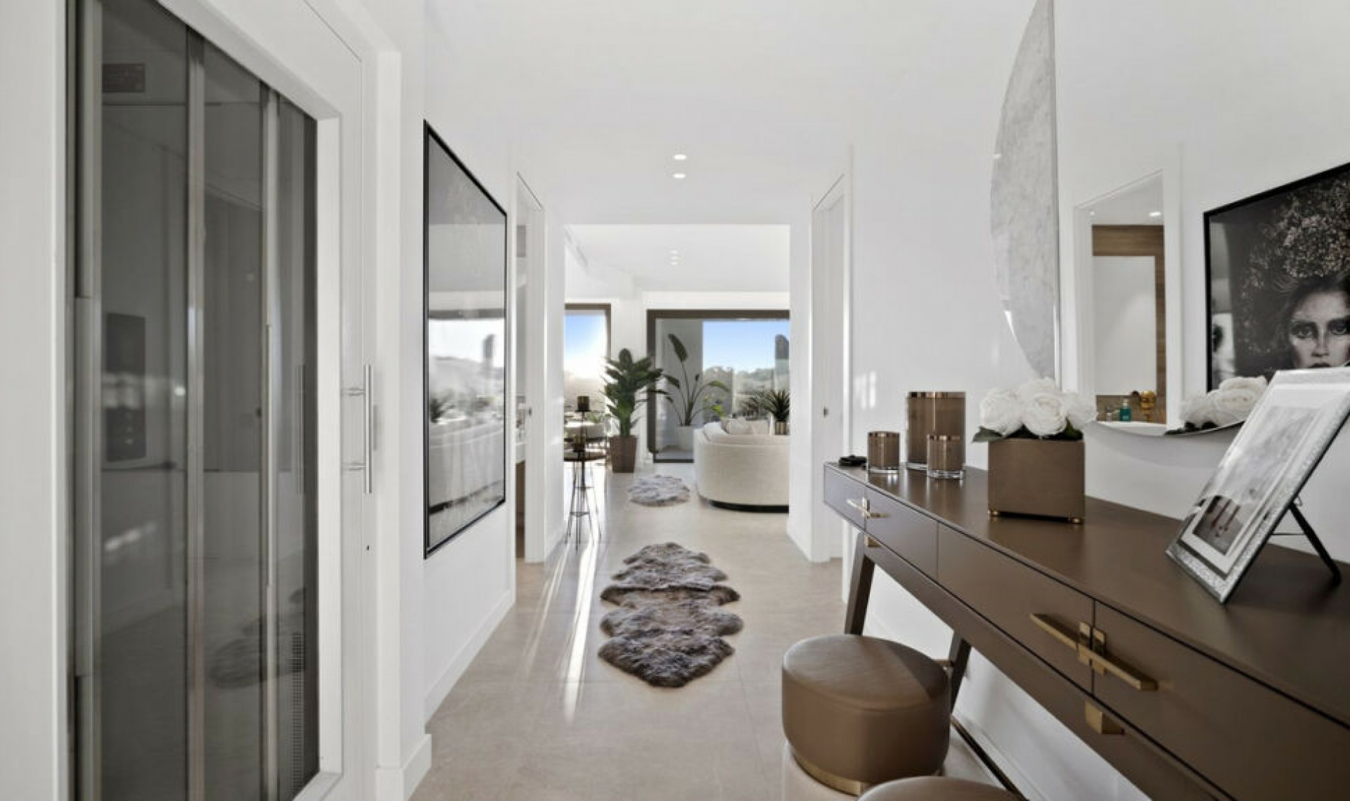 Resale - House -
Marbella