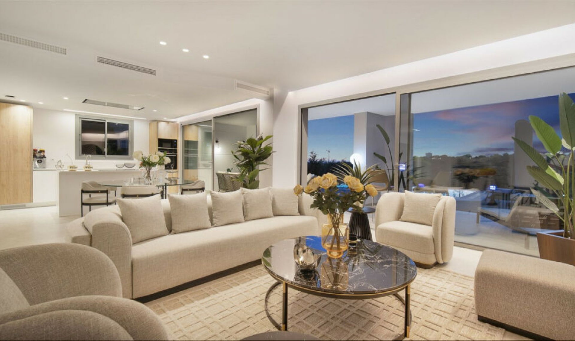 Resale - House -
Marbella