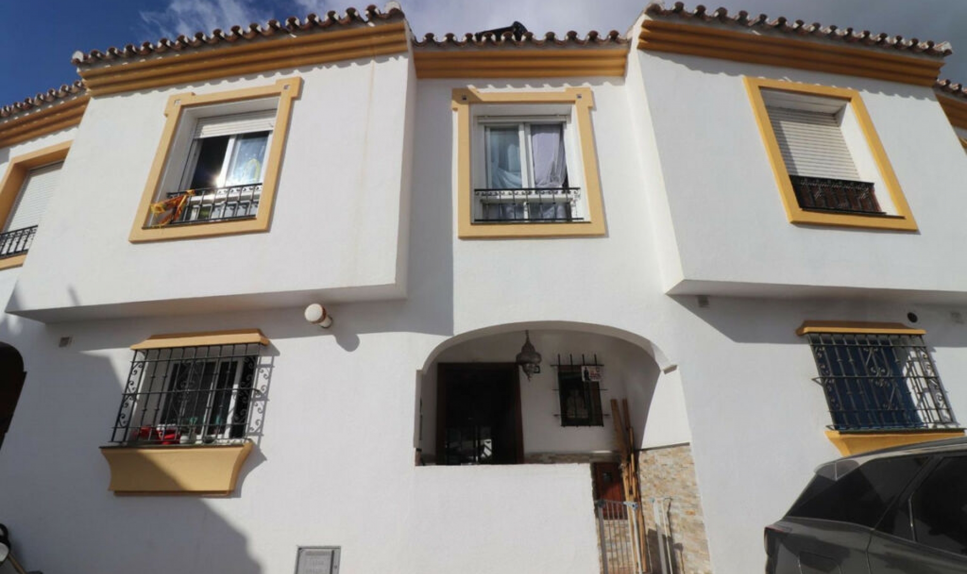 Resale - House -
Marbella