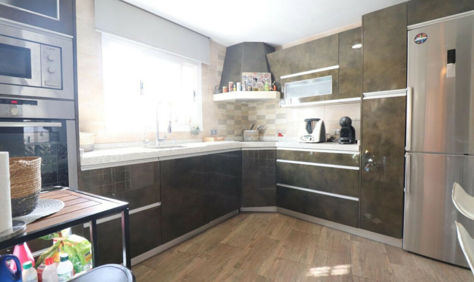 Resale - House -
Marbella