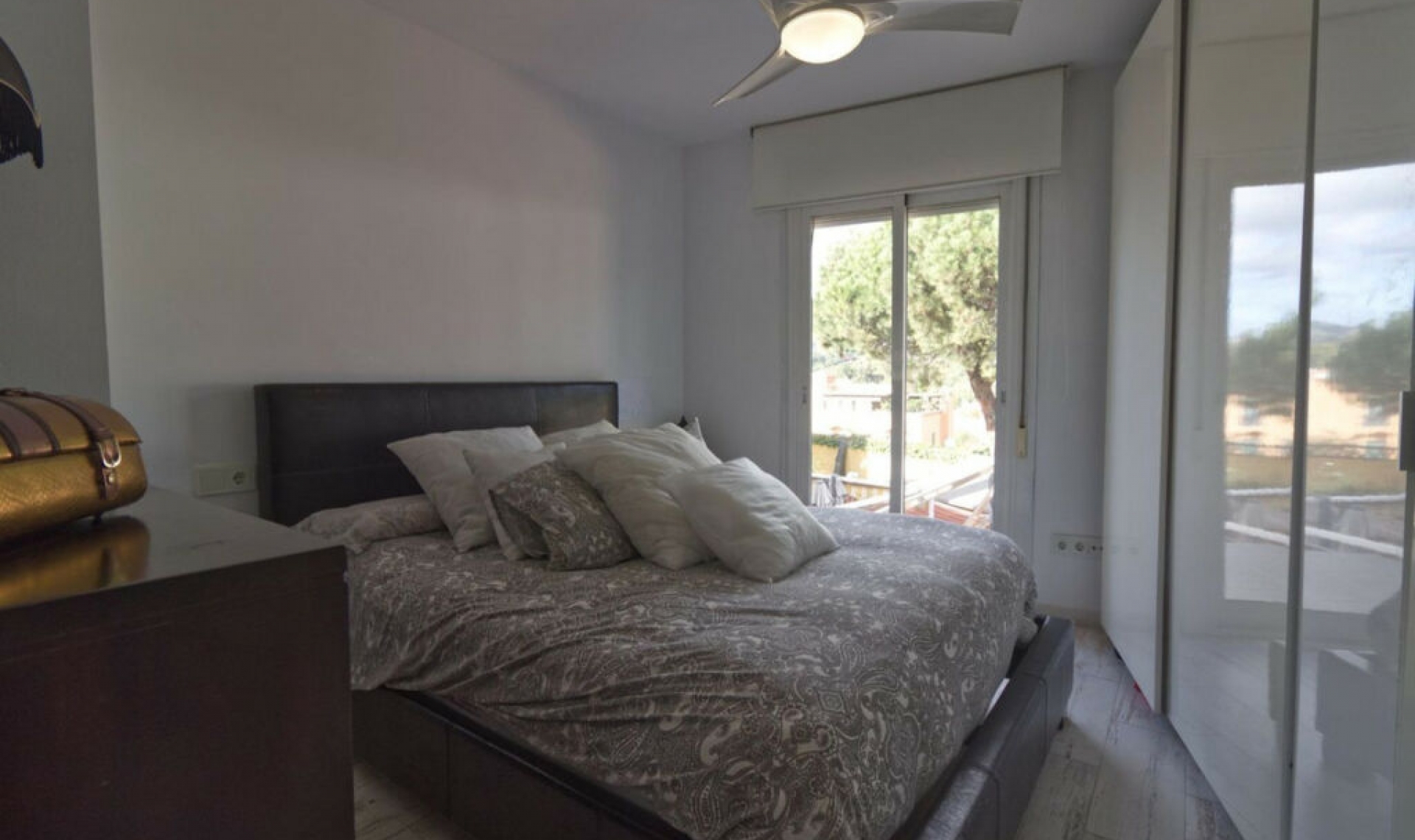 Resale - House -
Marbella