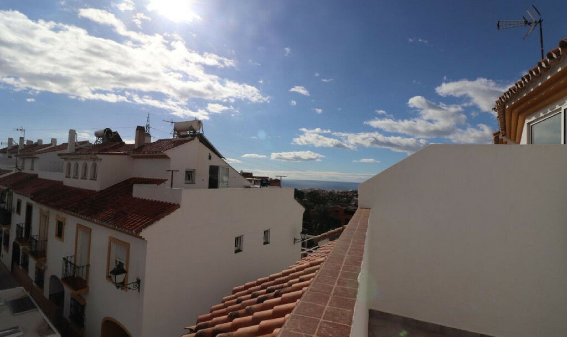 Resale - House -
Marbella