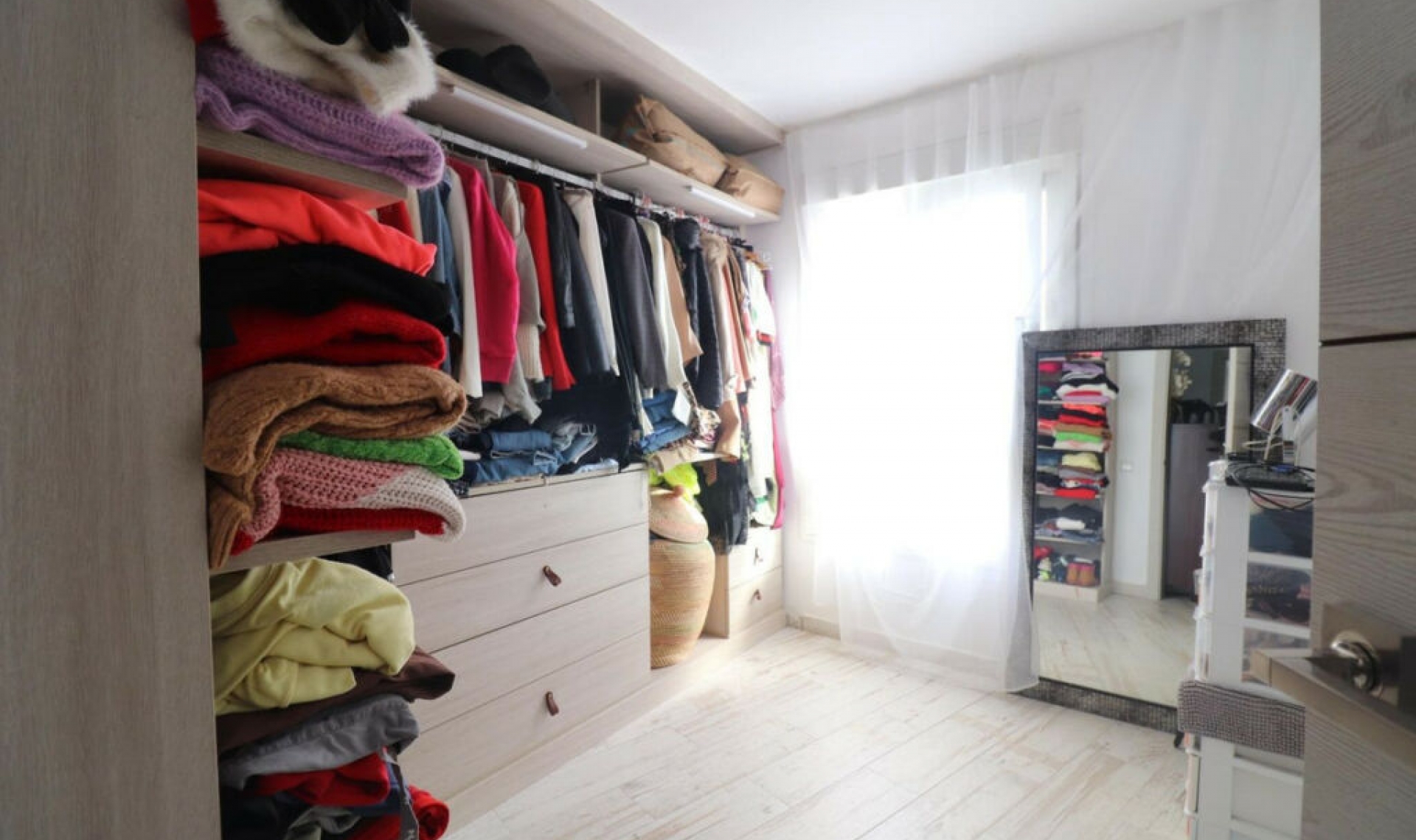 Resale - House -
Marbella