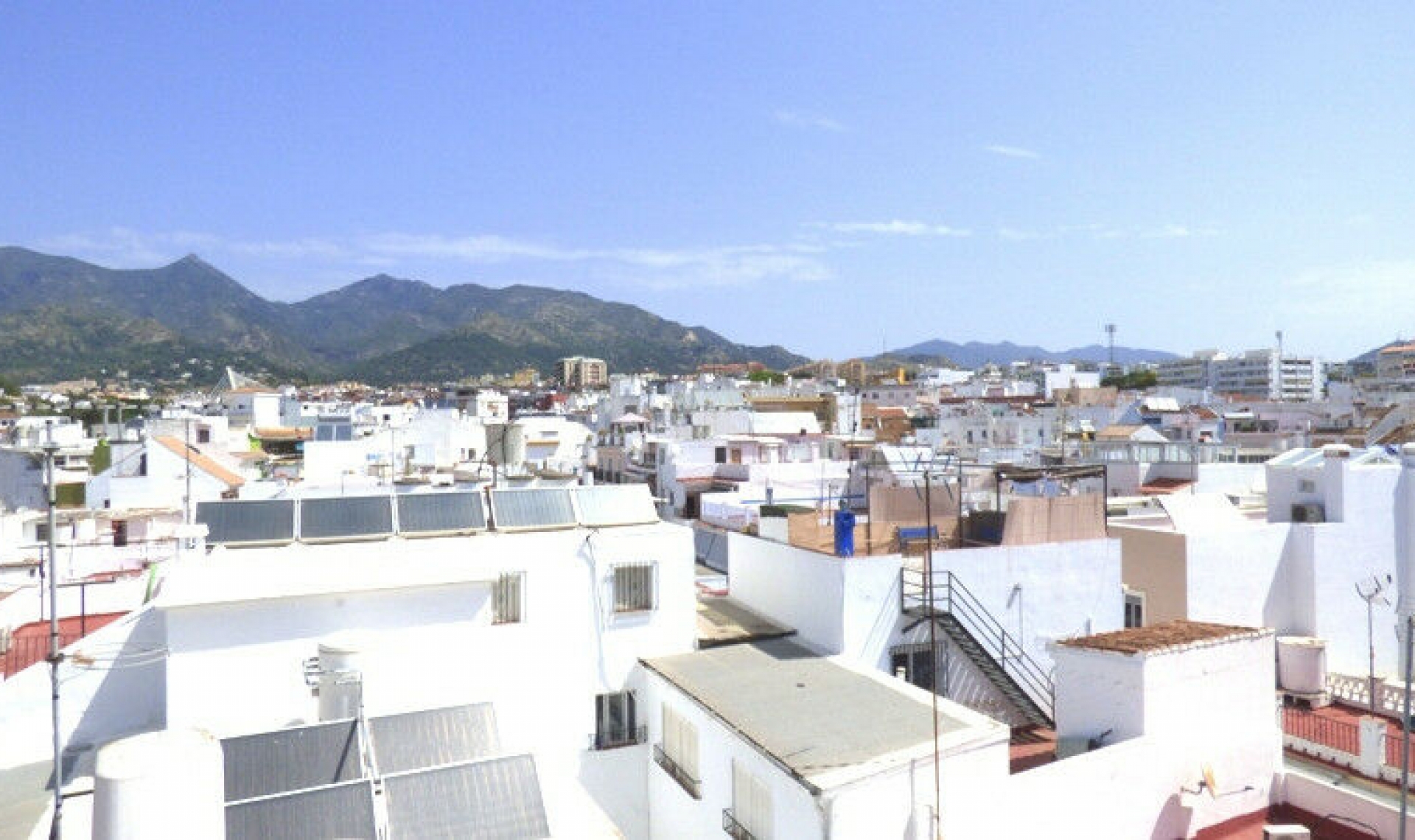 Resale - House -
Marbella