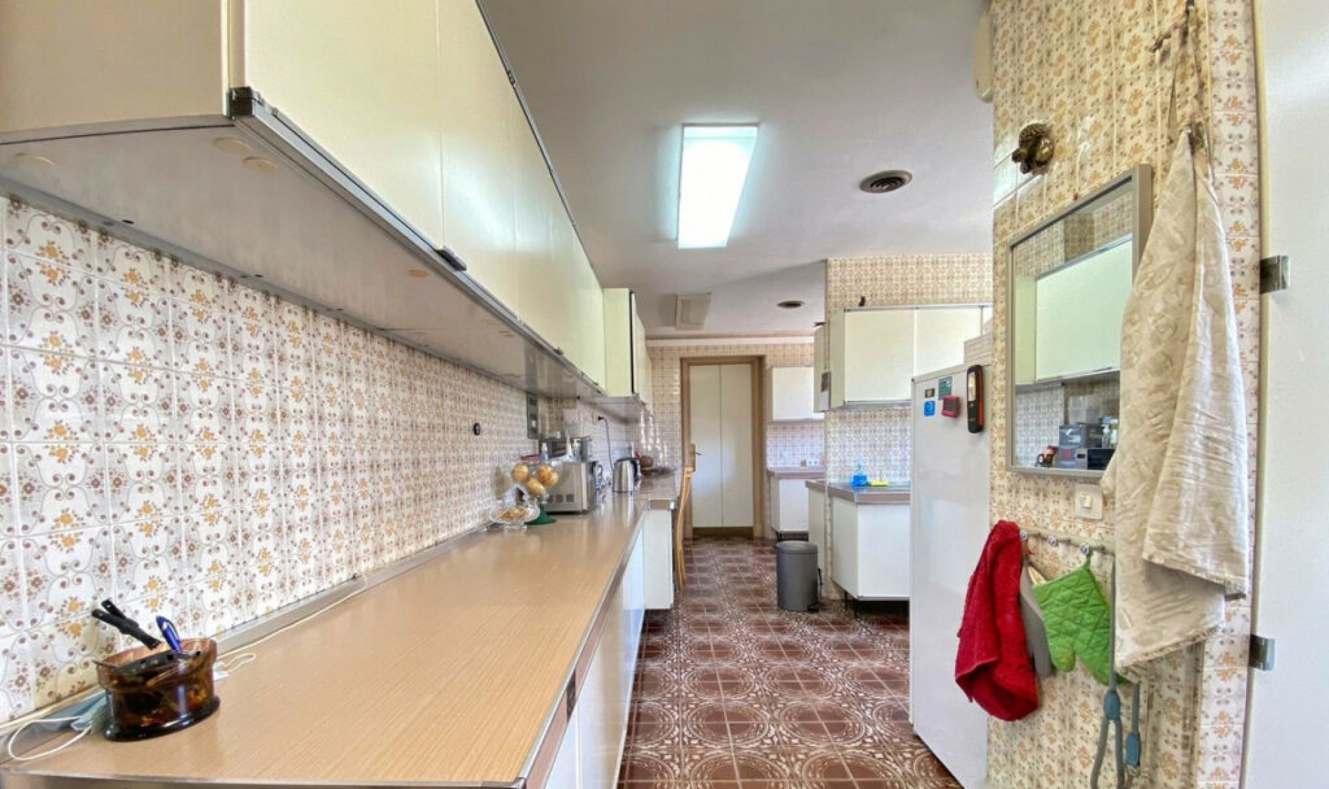 Resale - House -
Marbella