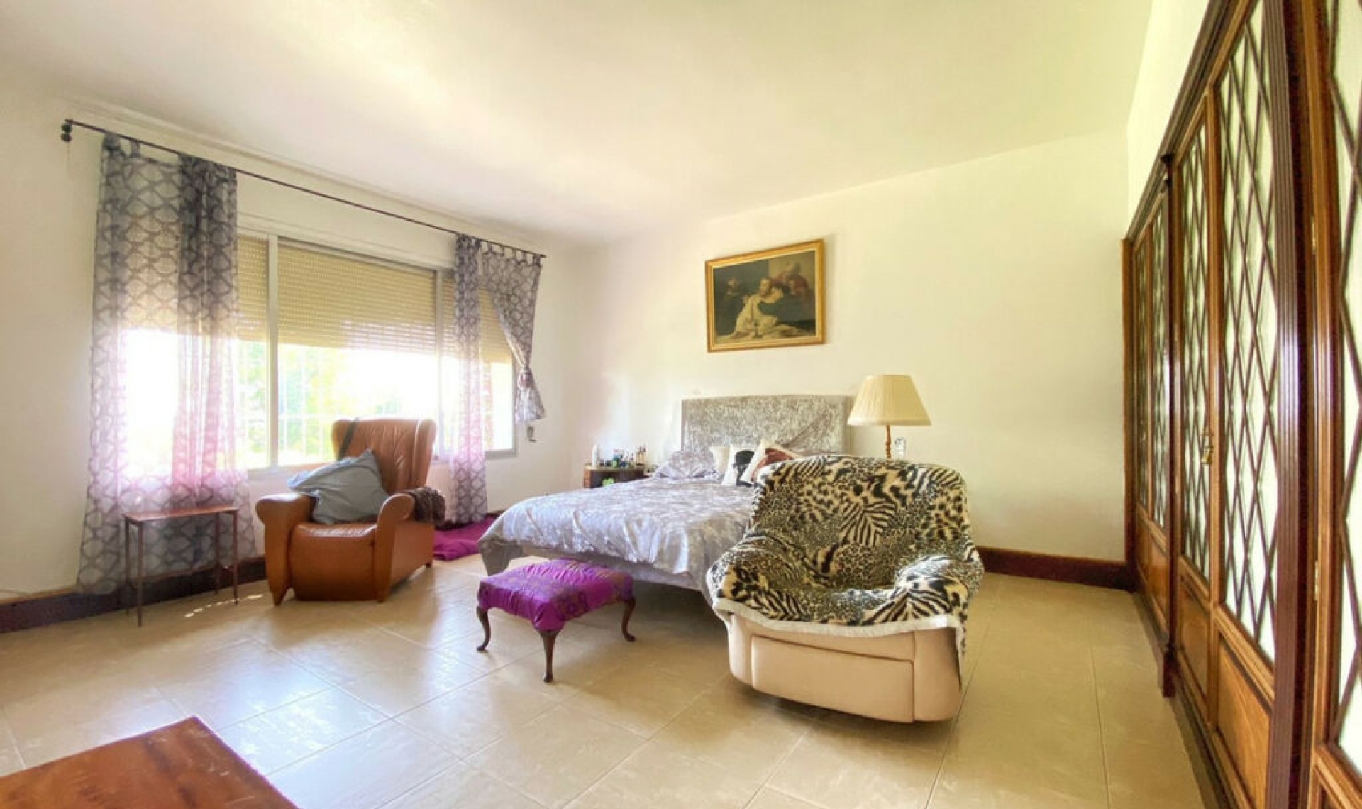 Resale - House -
Marbella